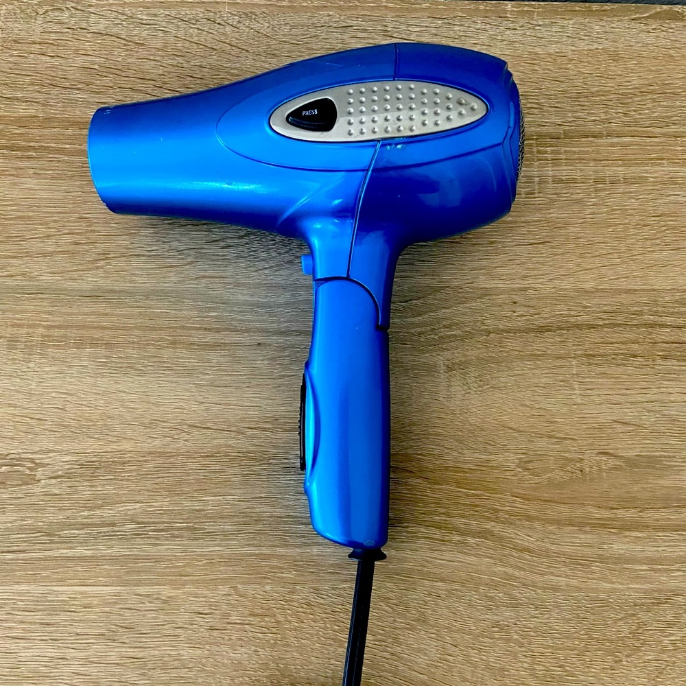 Conair infinity blow dryer